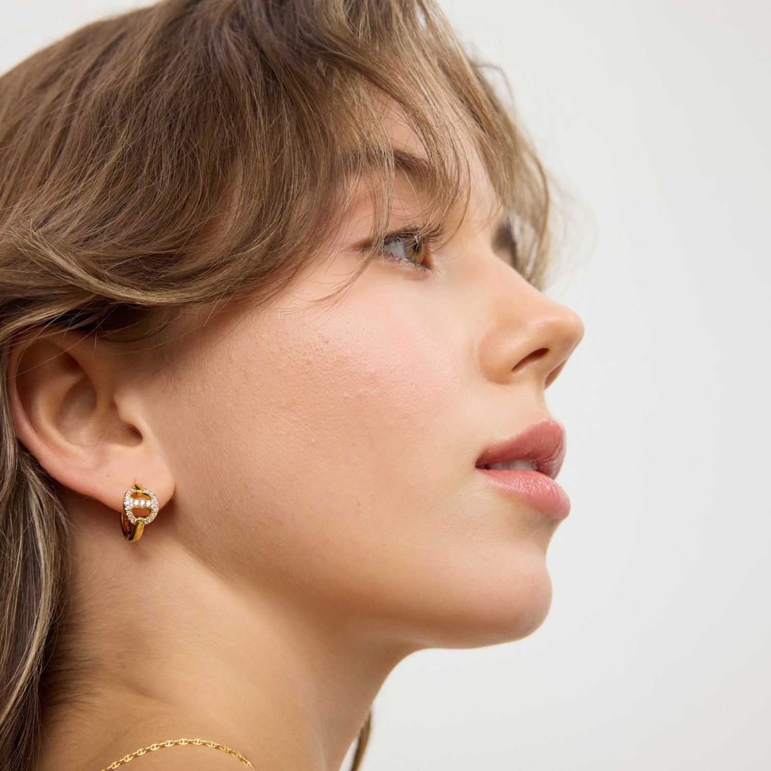 ミックス＆マッチ シグネチャー パヴェ ハギー ピアス – ARSIS