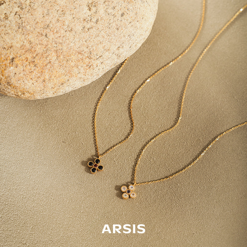 四つ葉のクローバー ブラックオニキス＆ガーネット ネックレス – ARSIS